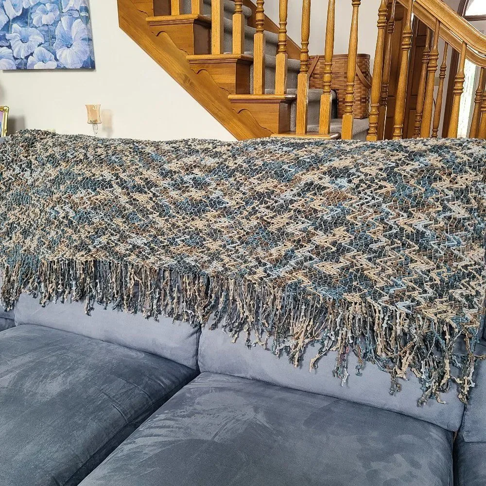 Chenille Woven Knit Open Weave Throw Blanket Chevron Pattern With Fringe Ocean